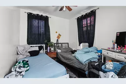 9520 127th Street, Richmond Hill, NY 11419 - Photo 7
