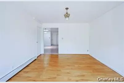 149-18 Cross Island Parkway, Whitestone, NY 11357 - Photo 17