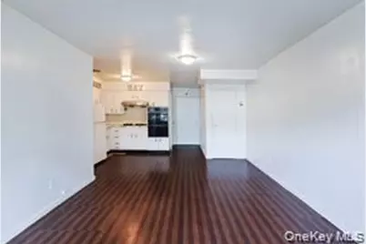 149-18 Cross Island Parkway, Whitestone, NY 11357 - Photo 3