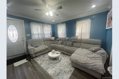 10916 143rd Street, Jamaica, NY 11435 - Photo 9