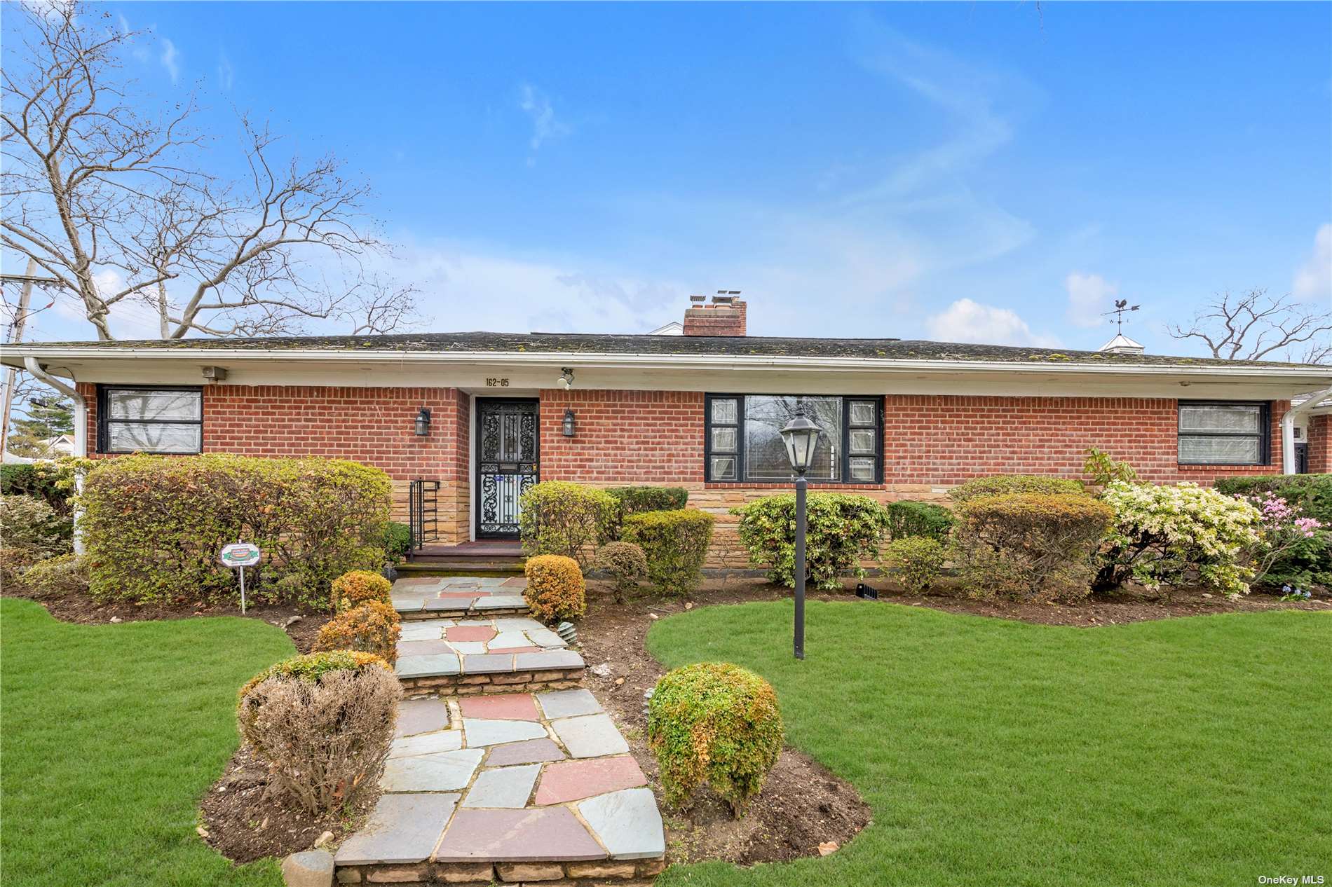16205 Cross Island Pkwy, Whitestone, NY 11357 MLS 3466064 Coldwell