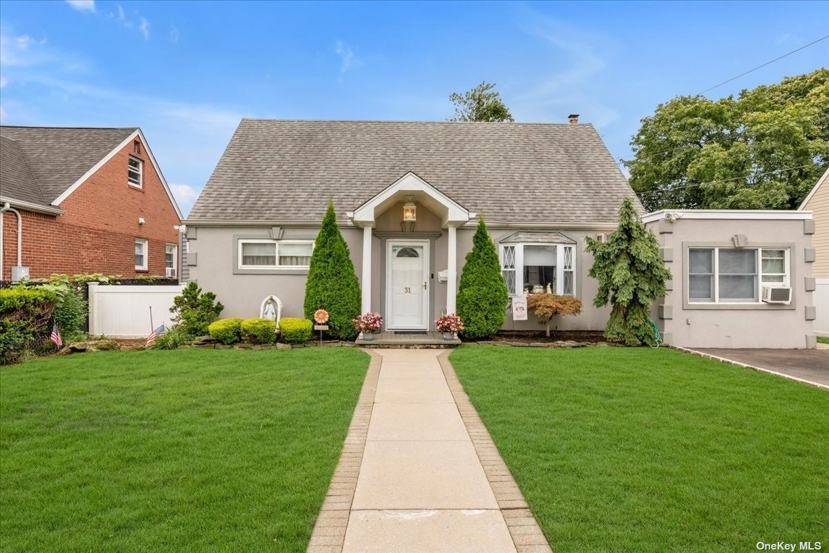 31 5th Ave, New Hyde Park, NY 11040 MLS 3499341 Coldwell Banker