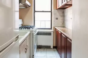 405 W 57th St, New York, NY 10019 - Photo 15