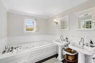 97 Pelletreau St, Southampton, NY 11968 - Photo 11