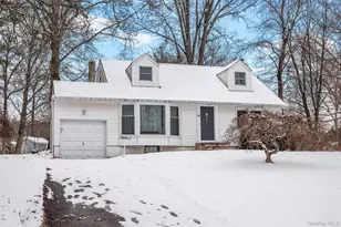 19 Derfuss Ln, Blauvelt, NY 10913 - Photo 3