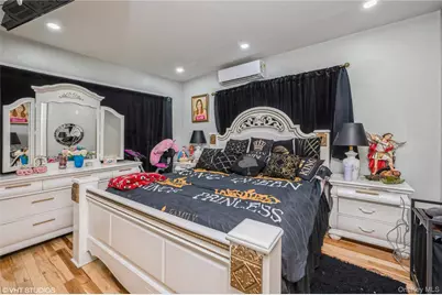 15 Saint Pauls Place, Mount Vernon, NY 10550 - Photo 9