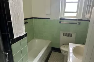 17506 Devonshire Blvd, Jamaica, NY 11432 - Photo 7