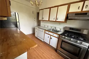 17506 Devonshire Blvd, Jamaica, NY 11432 - Photo 3