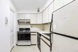 40 Brighton 1st Rd, Brooklyn, NY 11235 - Photo 5