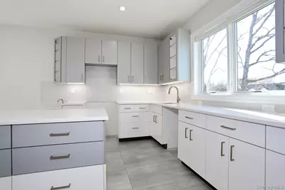 8 Neil Road #213, Spring Valley, NY 10977 - Photo 15