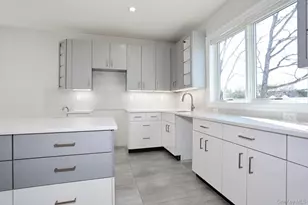 8 Neil Rd, Spring Valley, NY 10977 - Photo 15