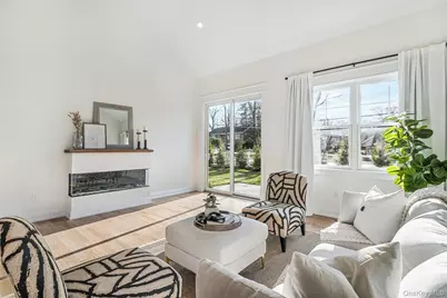 2040 Crompond Road Road #7, Yorktown Heights, NY 10598 - Photo 11