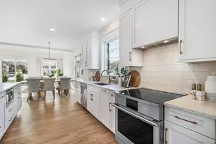 2040 Crompond Rd, Yorktown Heights, NY 10598 - Photo 7