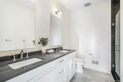 2040 Crompond Road #12, Yorktown Heights, NY 10598 - Photo 15