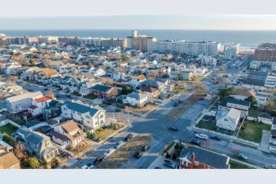 208 Franklin Boulevard, Long Beach, NY 11561 - Photo 33