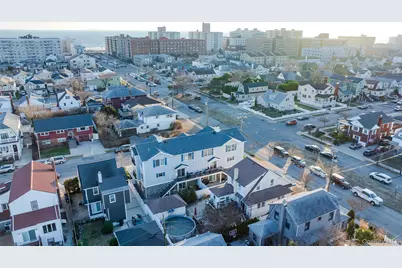 208 Franklin Boulevard, Long Beach, NY 11561 - Photo 37