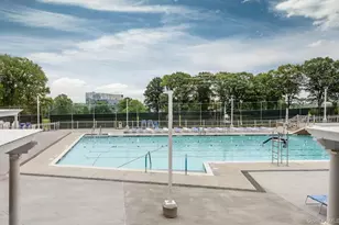 270-10 Grand Central Pkwy, Floral Park, NY 11005 - Photo 13