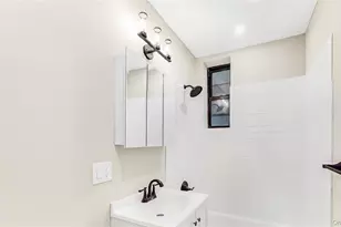 21-68 35th St, Astoria, NY 11105 - Photo 9