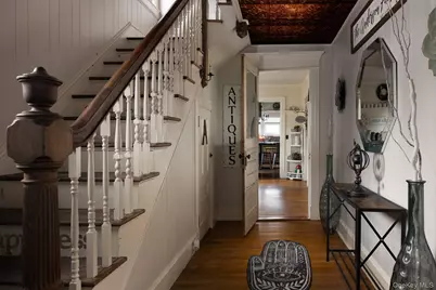 89 Cedar Avenue, Patchogue, NY 11772 - Photo 9