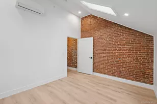 117 Lander St, Newburgh, NY 12550 - Photo 15