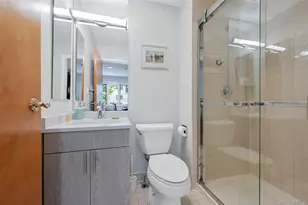 45 Bristol Dr, Manhasset, NY 11030 - Photo 15