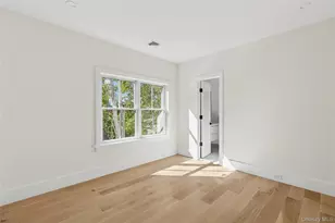 32 N Bay Ave, Eastport, NY 11941 - Photo 19