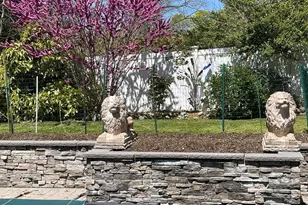 213 Maiden Ln, Port Jefferson, NY 11777 - Photo 11