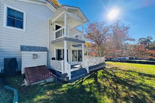 213 Maiden Ln, Port Jefferson, NY 11777 - Photo 3