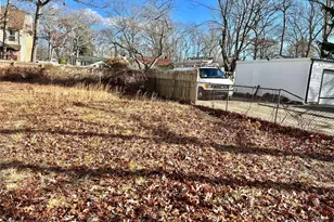 181 Cypress Dr, Mastic Beach, NY 11951 - Photo 15