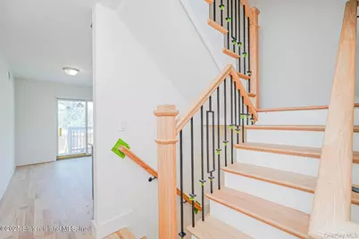 416 Alter Avenue, New York, NY 10305 - Photo 11