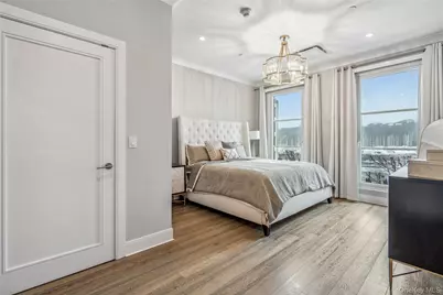 100 Garvies Point Road #1126, Glen Cove, NY 11542 - Photo 25