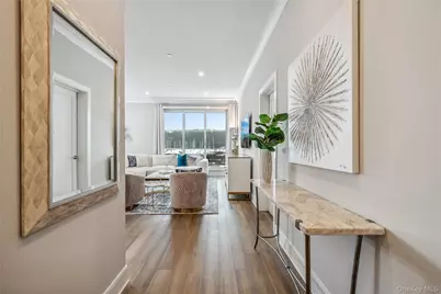 100 Garvies Point Road #1126, Glen Cove, NY 11542 - Photo 3