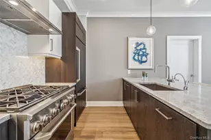 100 Garvies Point Rd, Glen Cove, NY 11542 - Photo 23