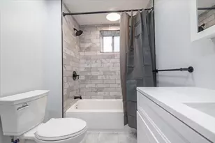 224 E Roslyn Street E, Islip Terrace, NY 11752 - Photo 29