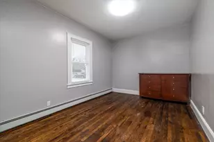 224 E Roslyn Street E, Islip Terrace, NY 11752 - Photo 11