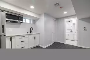 224 E Roslyn Street E, Islip Terrace, NY 11752 - Photo 27