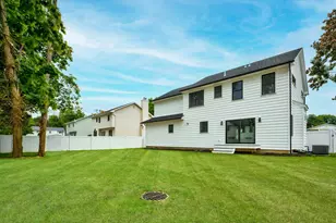 98 Cuba Hill Rd, Greenlawn, NY 11743 - Photo 35