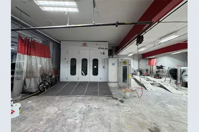 226-02 Jamaica Avenue, Floral Park, NY 11001 - Photo 5