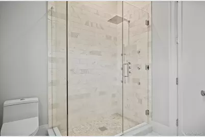 2524 Noyack Rd, Sag Harbor, NY 11963 - Photo 23