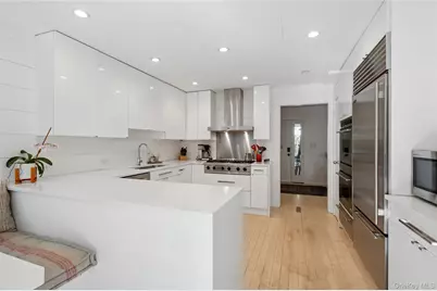 6 Woodland Way, Quogue, NY 11959 - Photo 9