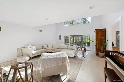 6 Woodland Way, Quogue, NY 11959 - Photo 5