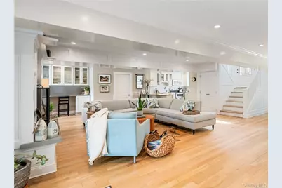 29 Missapoque Avenue, Southampton, NY 11968 - Photo 17