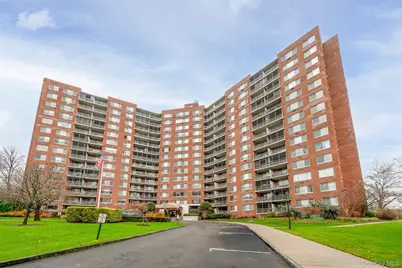 220-55 46 Avenue #5R, Bayside, NY 11362 - Photo 3