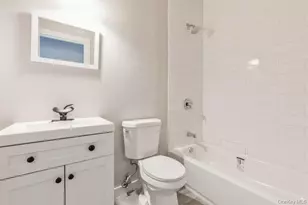 125 Lynbrook Dr, Mastic Beach, NY 11951 - Photo 19