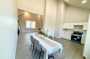 125 Lynbrook Dr, Mastic Beach, NY 11951 - Photo 17