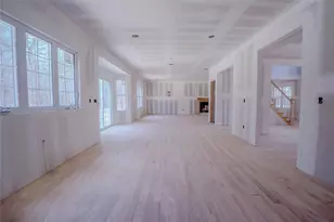 231 Silas Carter Rd, Manorville, NY 11949 - Photo 13