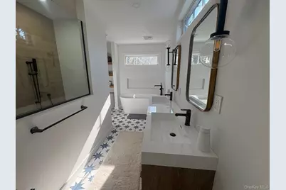 5270 Nassau Point Road, Cutchogue, NY 11935 - Photo 13