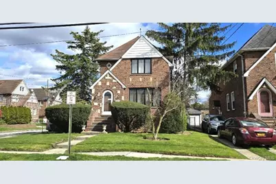 169 Bixley Heath, Lynbrook, NY 11563 - Photo 3