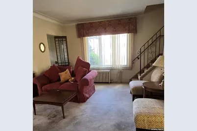 169 Bixley Heath, Lynbrook, NY 11563 - Photo 17