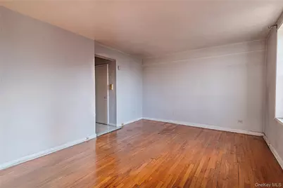 133-01 Booth Memorial Ave, Flushing, NY 11355 - Photo 5